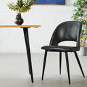 Chaise WALTER en cuir noir – Assise élégante et confortable