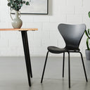 Chaise de salle à manger en plastique AGATHA (NOIR)