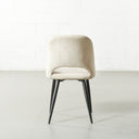 Chaise de salle à manger en tissu WALTER - Revêtement beige, élégante et confortable
