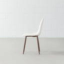 Chaise d'appoint Milan en similicuir blanc avec pieds en imitation noyer – Chaise d'appoint de salle à manger moderne