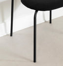 Chaise Hype avec pieds en métal - Noire